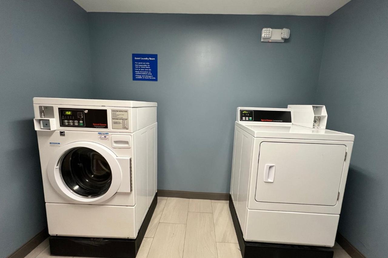  | Holiday Inn Express Harrisburg NE, an IHG Hotel