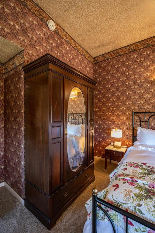 | Mill Rose Inn