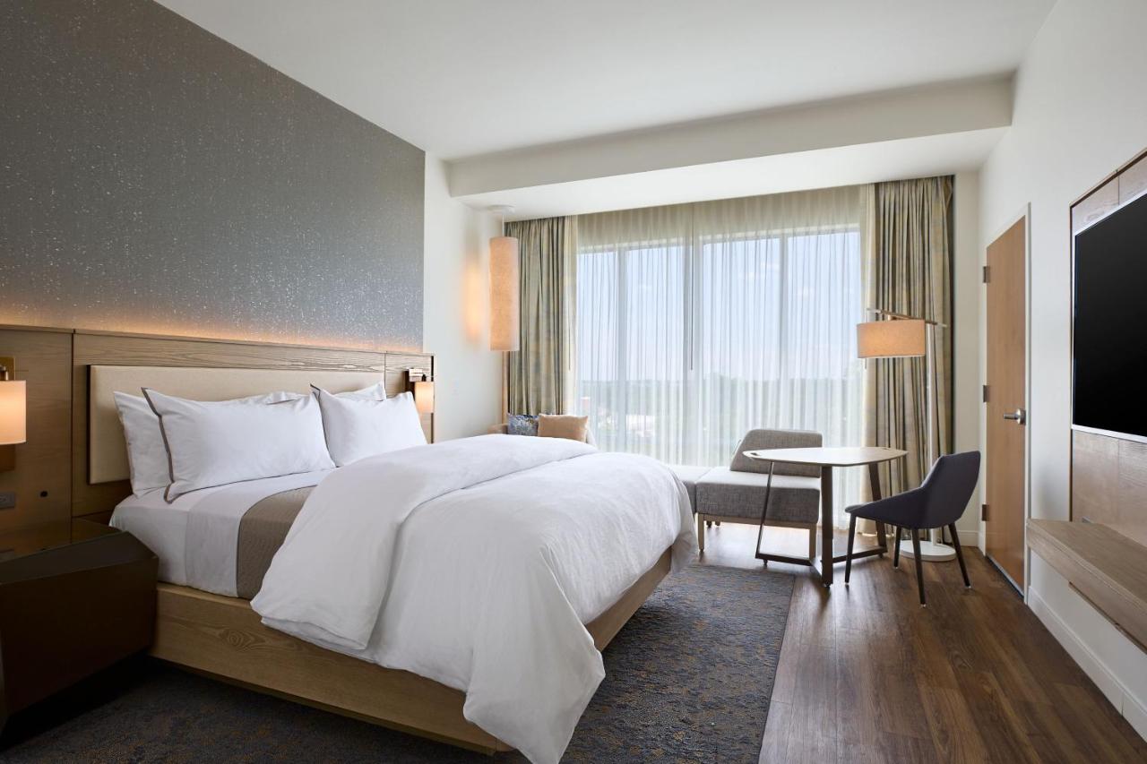 Traditional King Room at The Westin Raleigh-Durham Airport