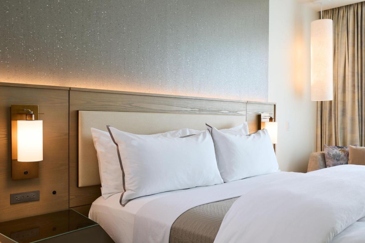 Traditional King Room at The Westin Raleigh-Durham Airport