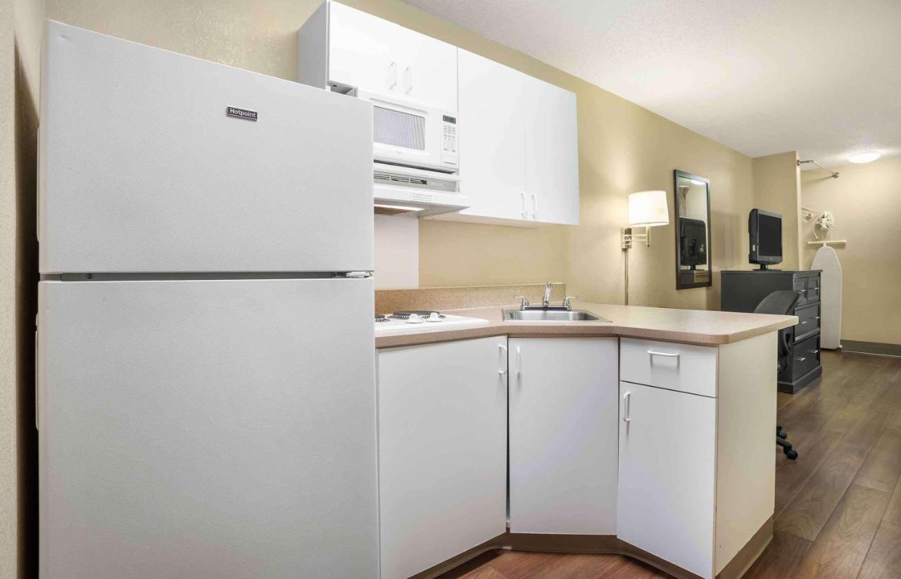 Studio with 2 Double Beds - Non-Smoking at Extended Stay America Select Suites New Orleans Airport