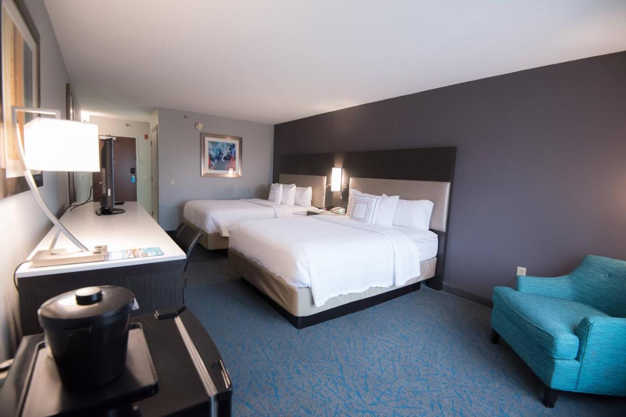 | Fairfield Inn & Suites Atlanta Airport North