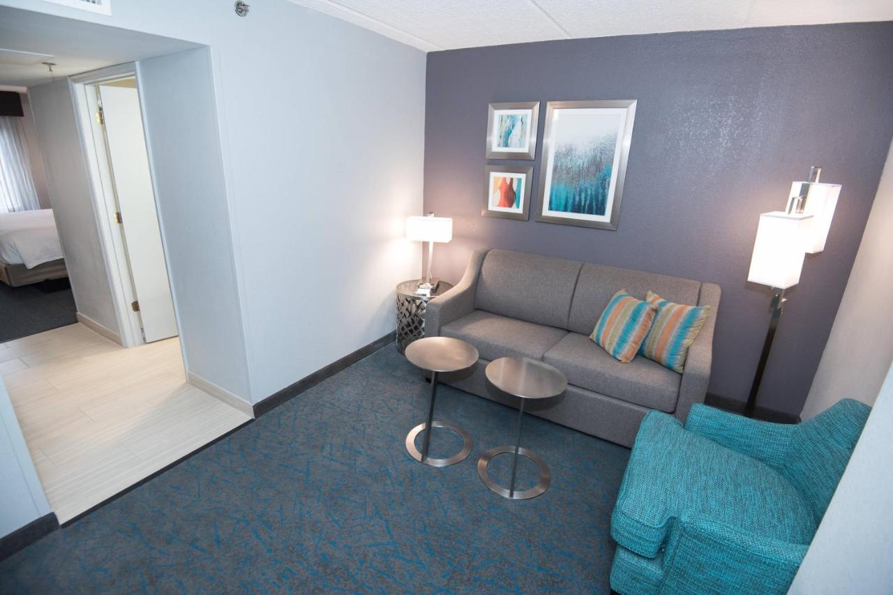 | Fairfield Inn & Suites Atlanta Airport North