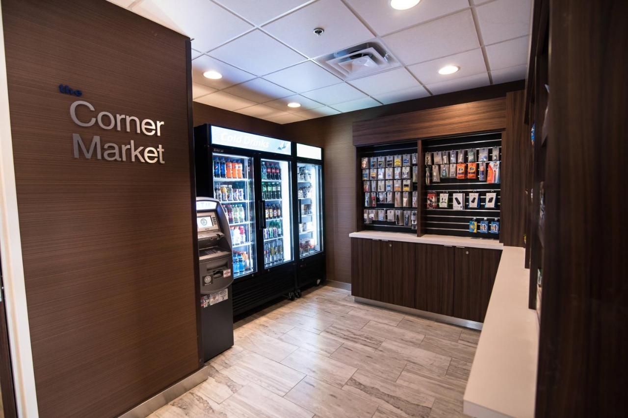 | Fairfield Inn & Suites Atlanta Airport North