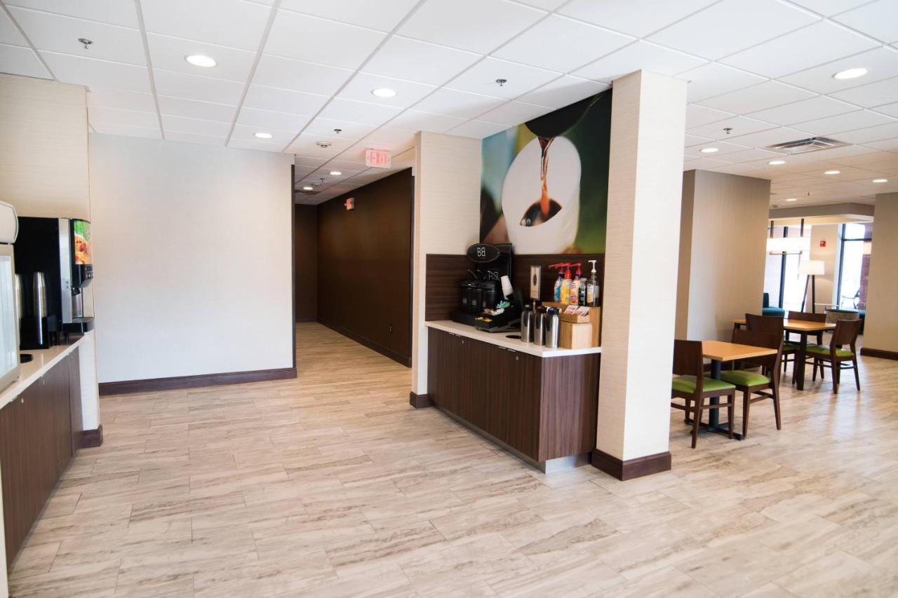 | Fairfield Inn & Suites Atlanta Airport North