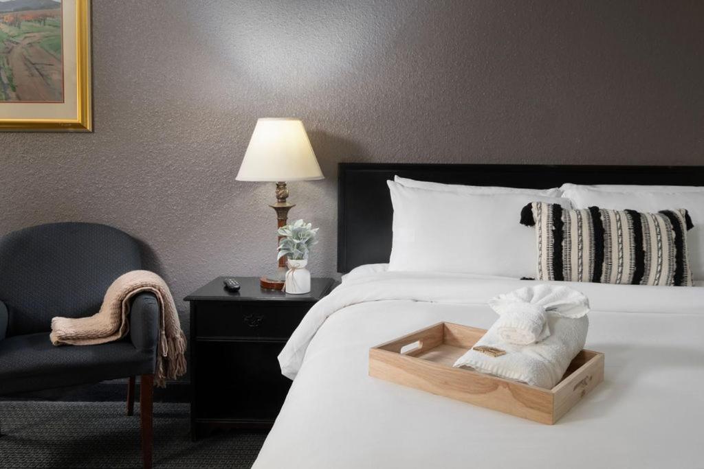 Deluxe King Suite at The Westerner - Extended Stay