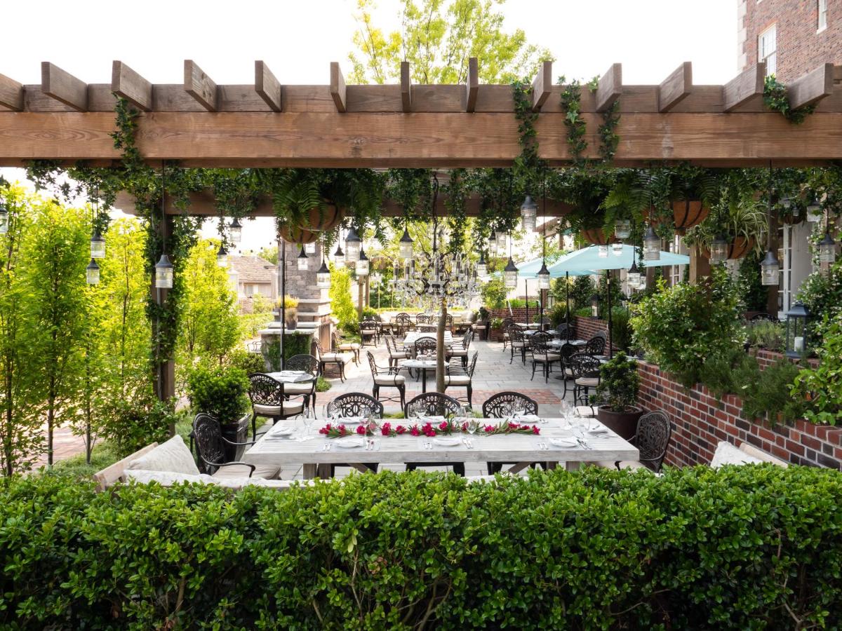 | The Historic Cavalier Hotel and Beach Club, Autograph Collection
