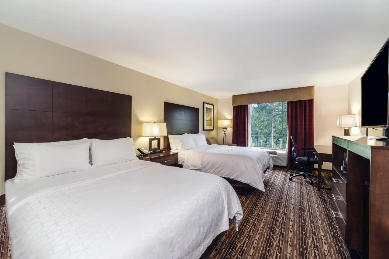 Twin Room - Hearing Accessible at Holiday Inn Express & Suites Aiken by IHG