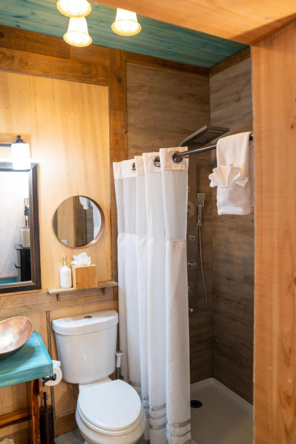 Superior Single Room with Sea View at Homer Inn and Spa