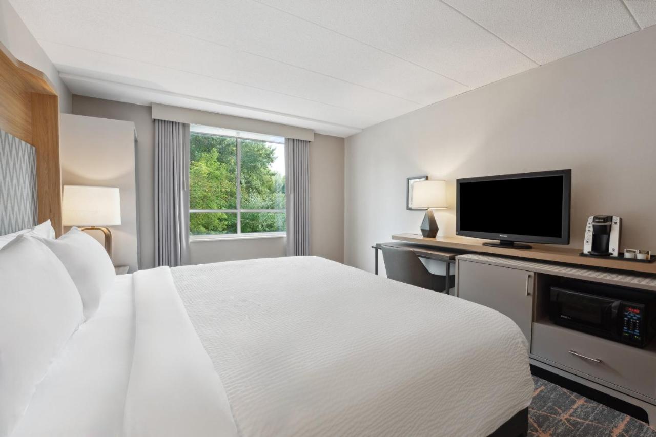 King Leisure Room - Non-Smoking at Holiday Inn Portsmouth by IHG