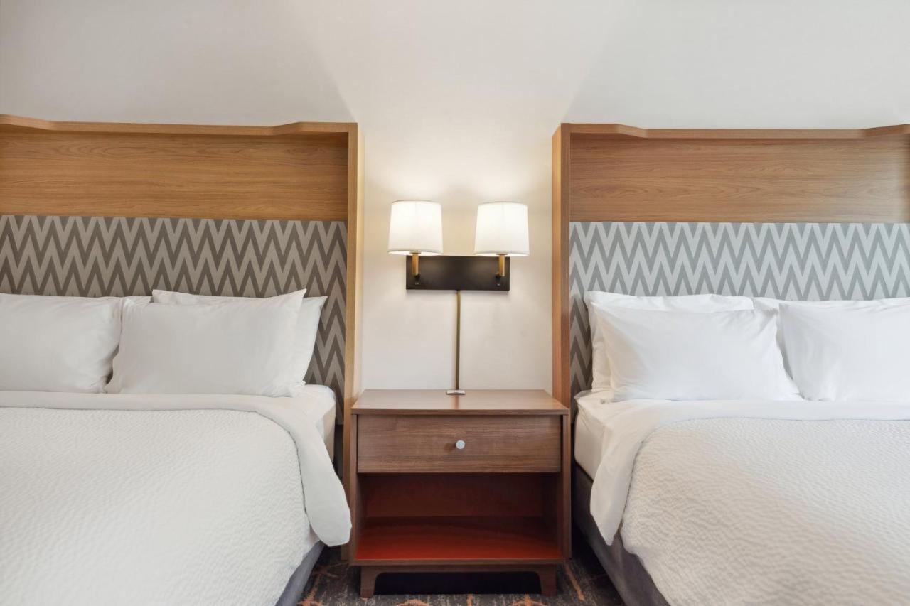 Queen Room with Two Queen Beds - Non-Smoking at Holiday Inn Portsmouth by IHG