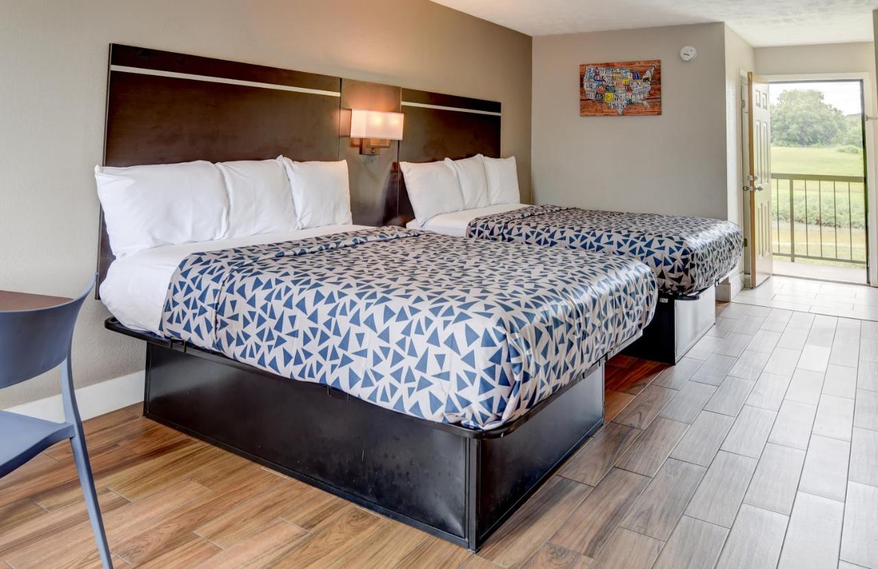  | Riverview Inn - Pigeon Forge/Sevierville