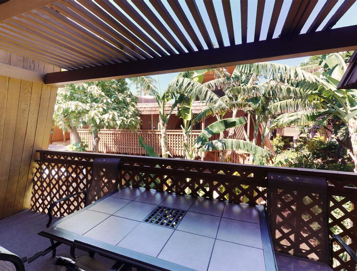 Deluxe Room with Garden View at Hotel Moloka'i