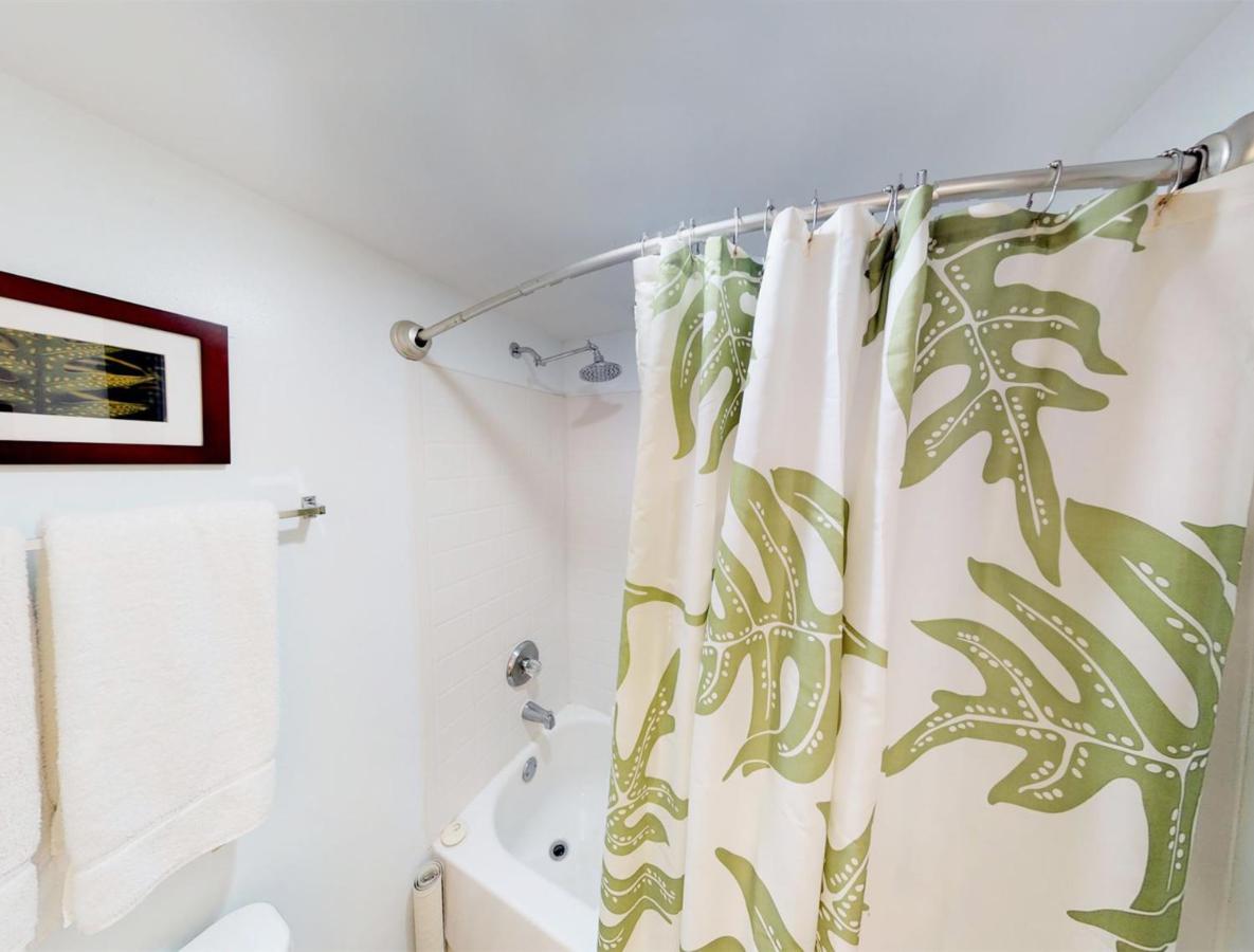 Room #5852318 at Hotel Moloka'i