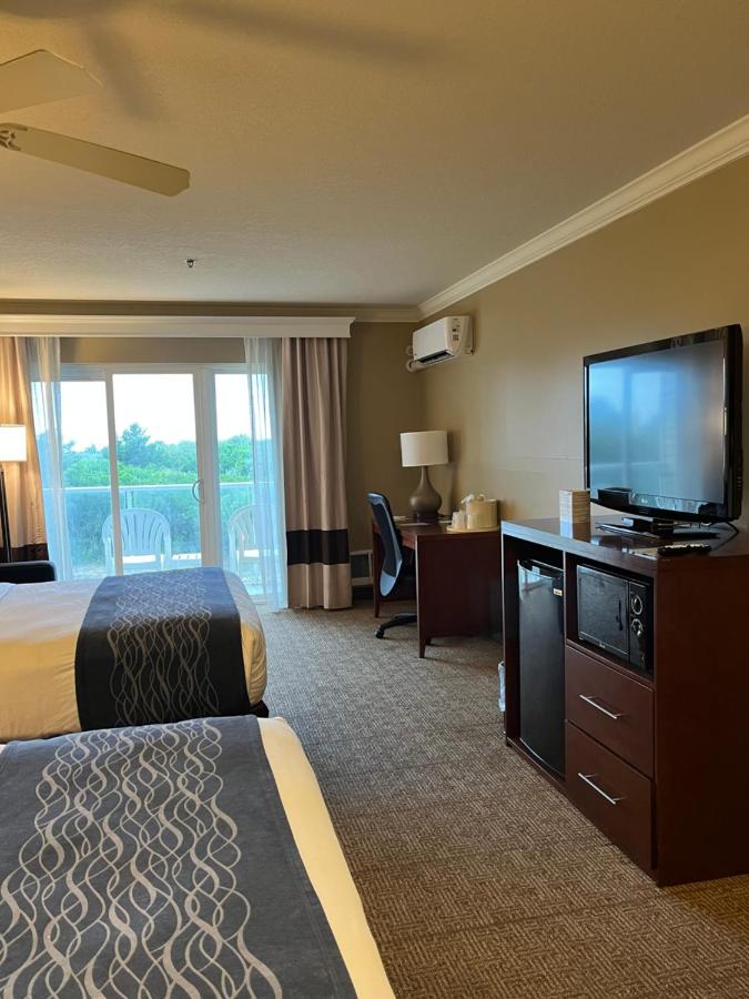 Deluxe Queen Room with Two Queen Beds - Non-Smoking at Comfort Inn & Suites Ocean Shores