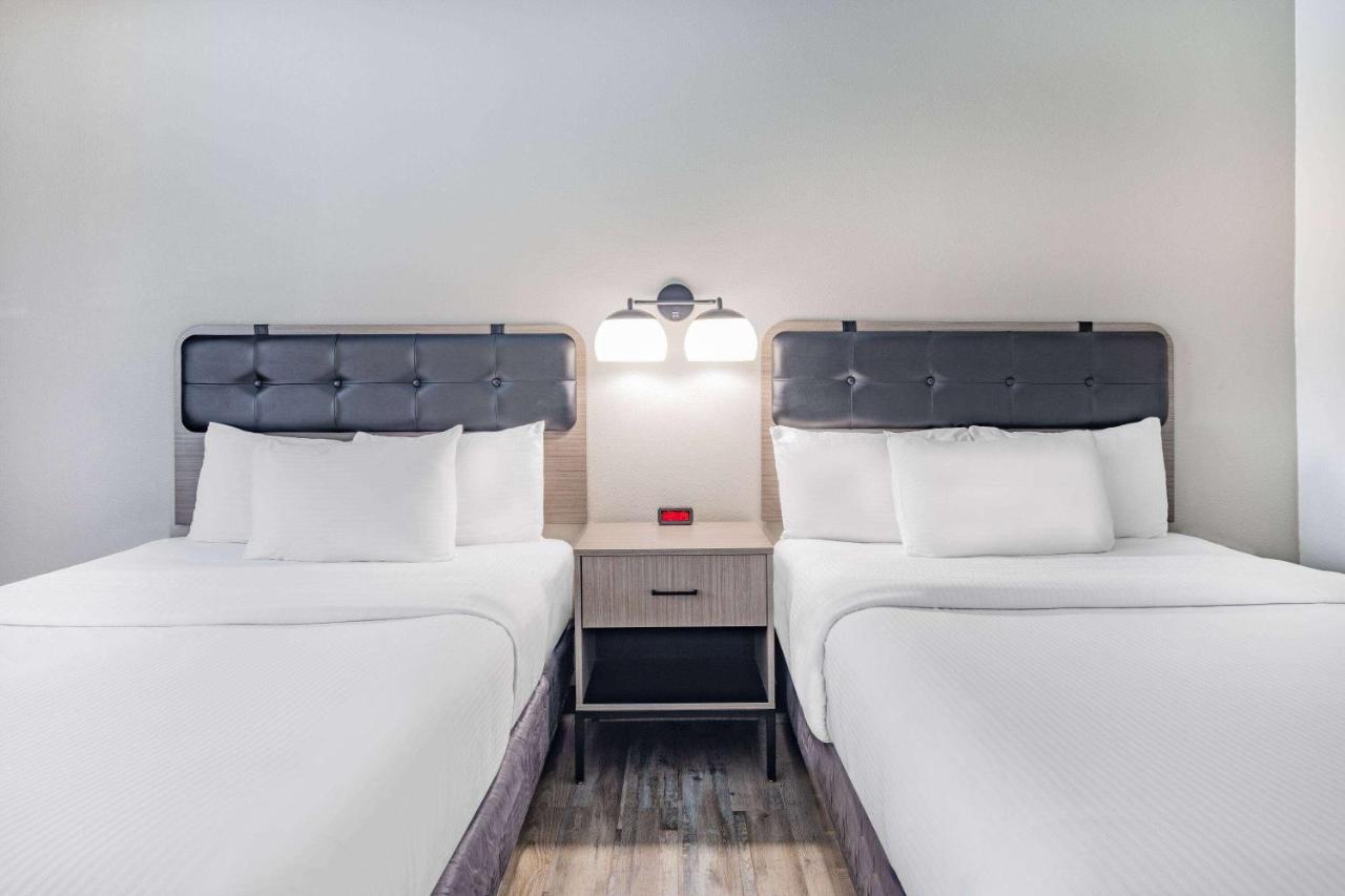 Queen Room with Two Queen Beds - Mobility Access/Non-Smoking at La Quinta Inn & Suites by Wyndham Evansville