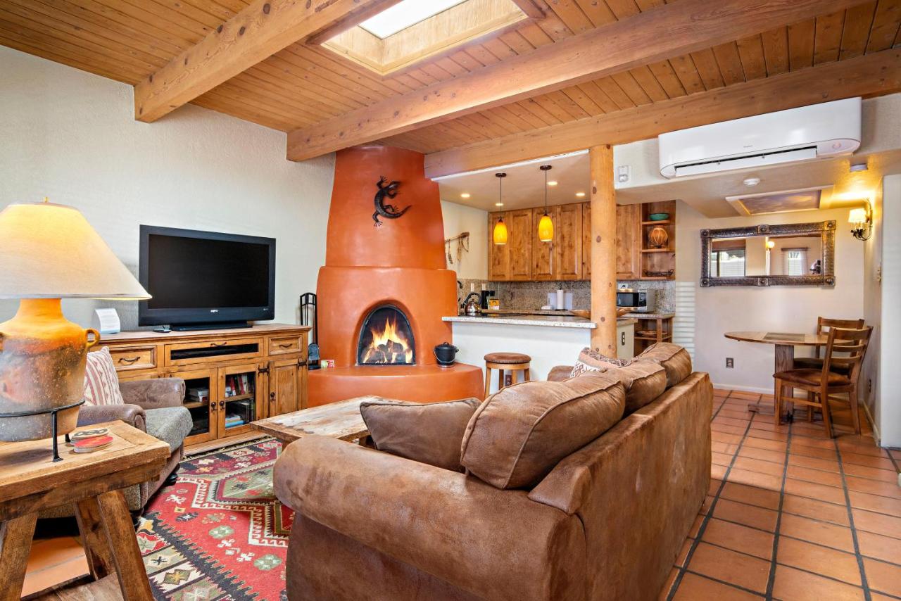 | Fort Marcy Suites