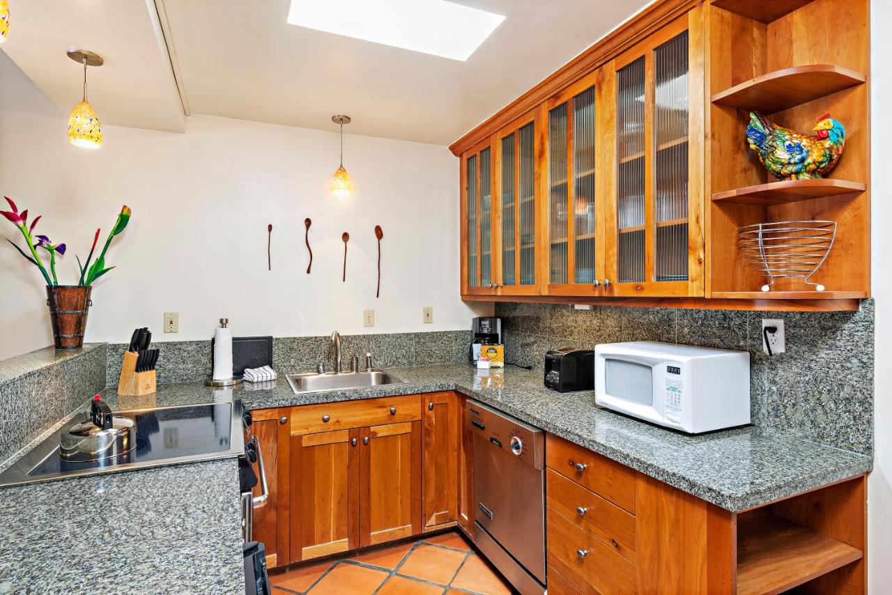 | Fort Marcy Suites