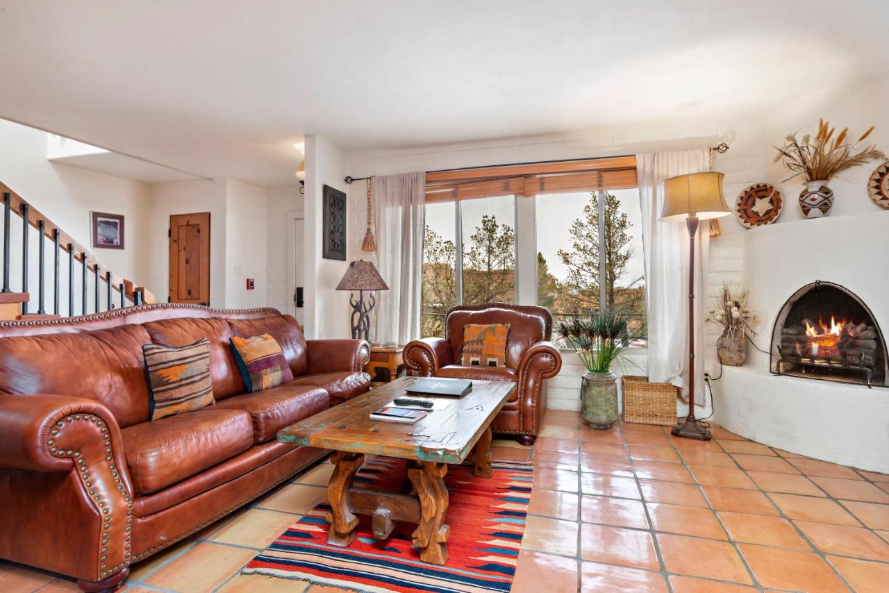 Standard Two-Bedroom Condominium at Fort Marcy Suites