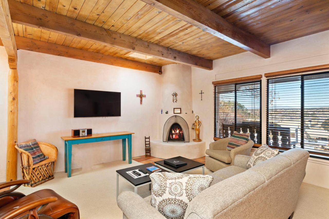 Standard Two-Bedroom Condominium at Fort Marcy Suites