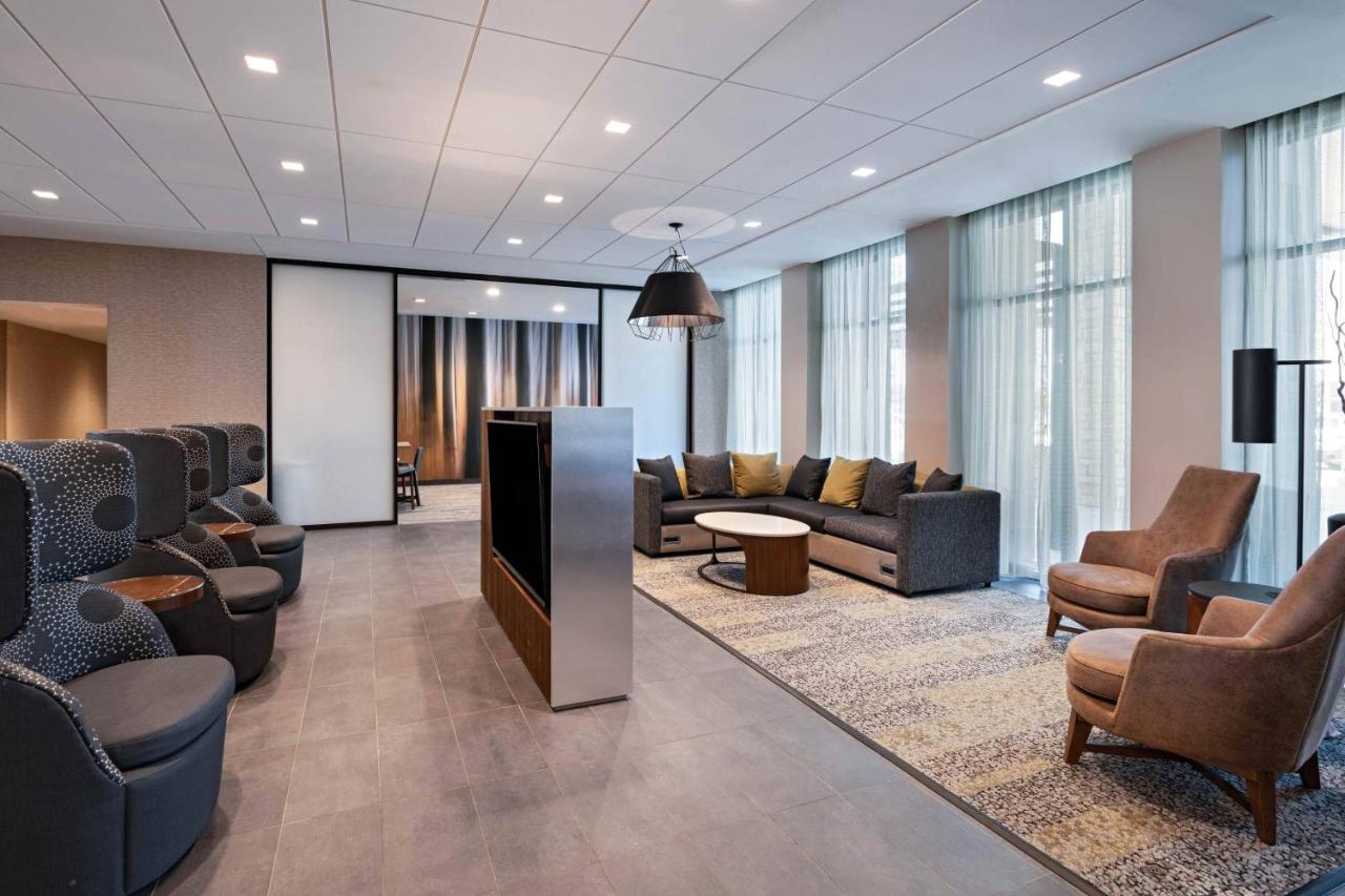 | Courtyard Dallas Grand Prairie