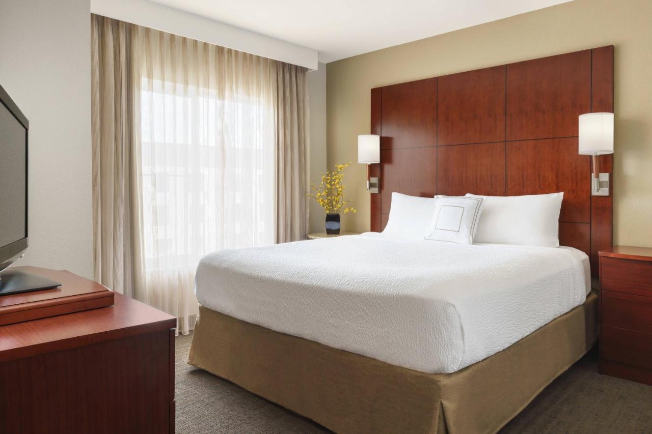 King Studio with Sofa Bed at Residence Inn Charleston North/Ashley Phosphate