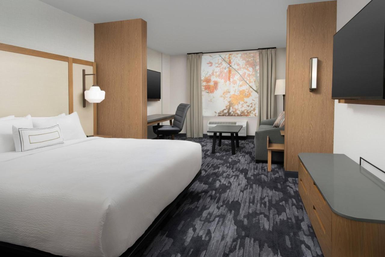 | Fairfield Inn & Suites Nashville Near Vanderbilt