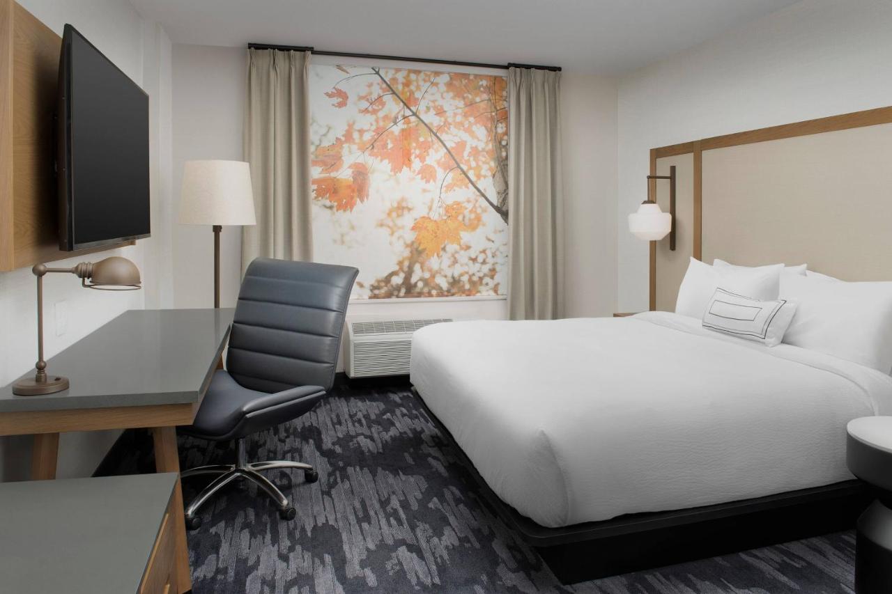 | Fairfield Inn & Suites Nashville Near Vanderbilt