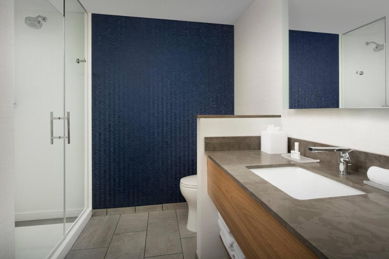 | Fairfield Inn & Suites Nashville Near Vanderbilt