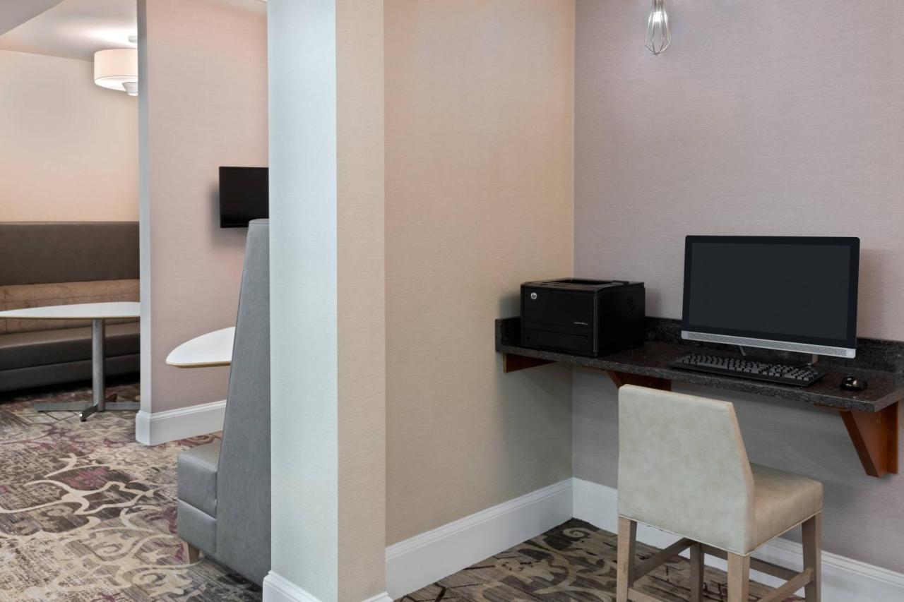 | Residence Inn Wayne