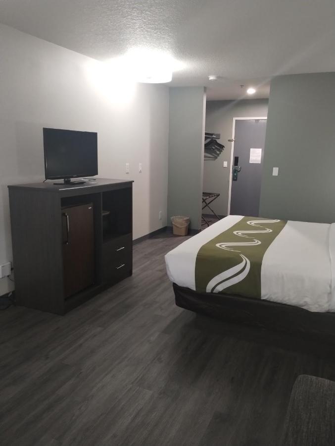Queen Room - Accessible/Non Smoking at Quality Inn & Suites Wilsonville