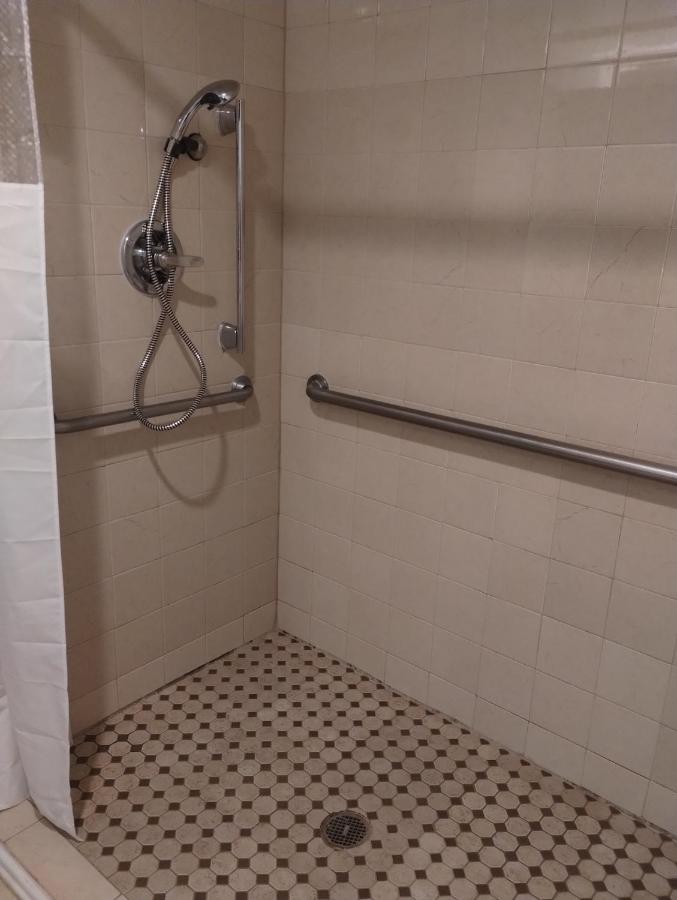 Queen Room with Two Queen Beds - Accessible/Non Smoking at Quality Inn & Suites Wilsonville