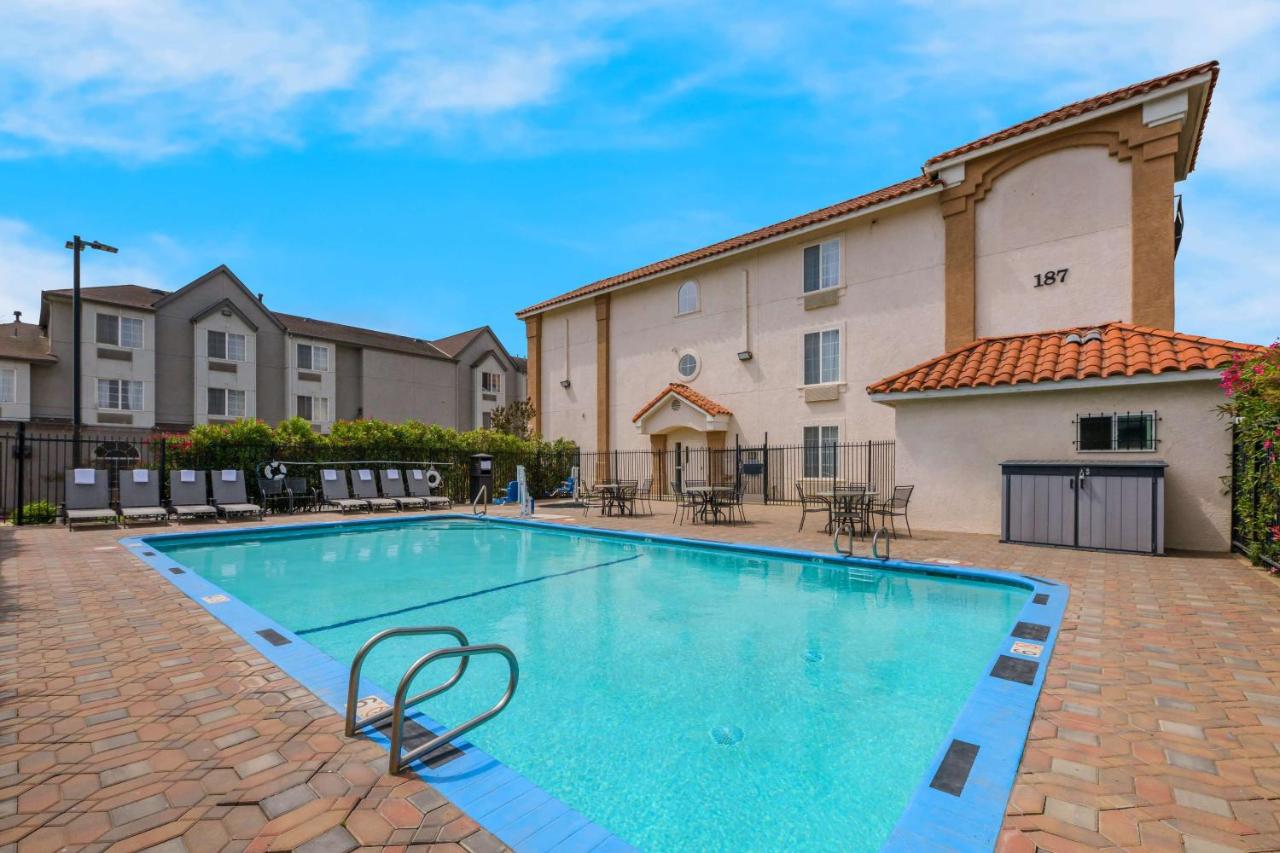 | Best Western Salinas Valley Inn & Suites