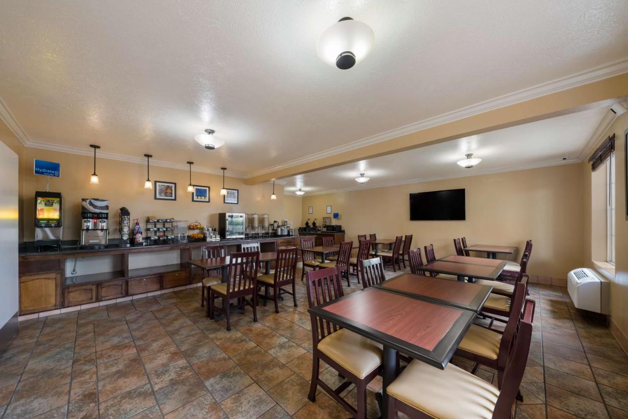 | Best Western Salinas Valley Inn & Suites