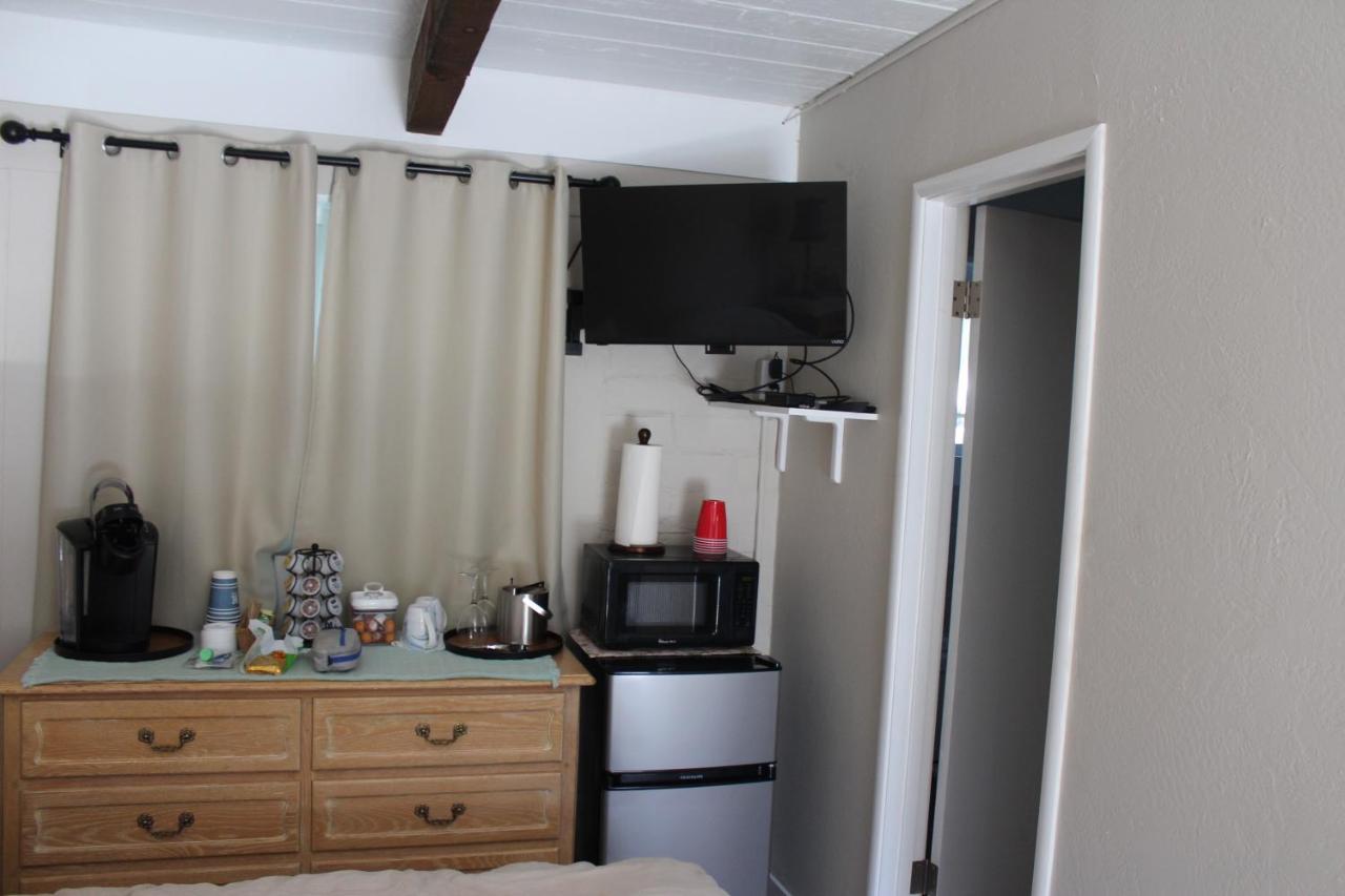 | Little European Lodge
