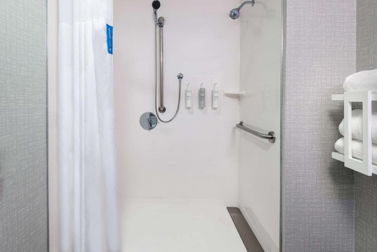 | Hampton Inn Boston Bedford Burlington