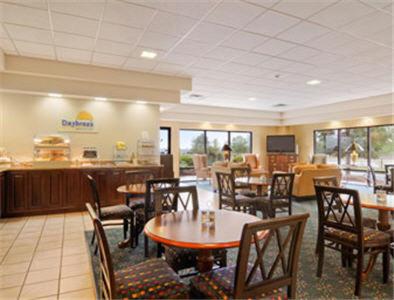| Days Inn by Wyndham Metter