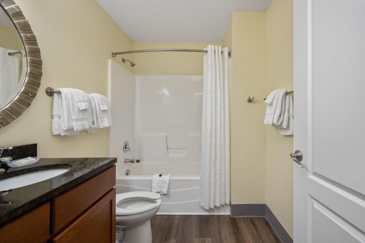 King Suite at Affordable Suites of America Quantico
