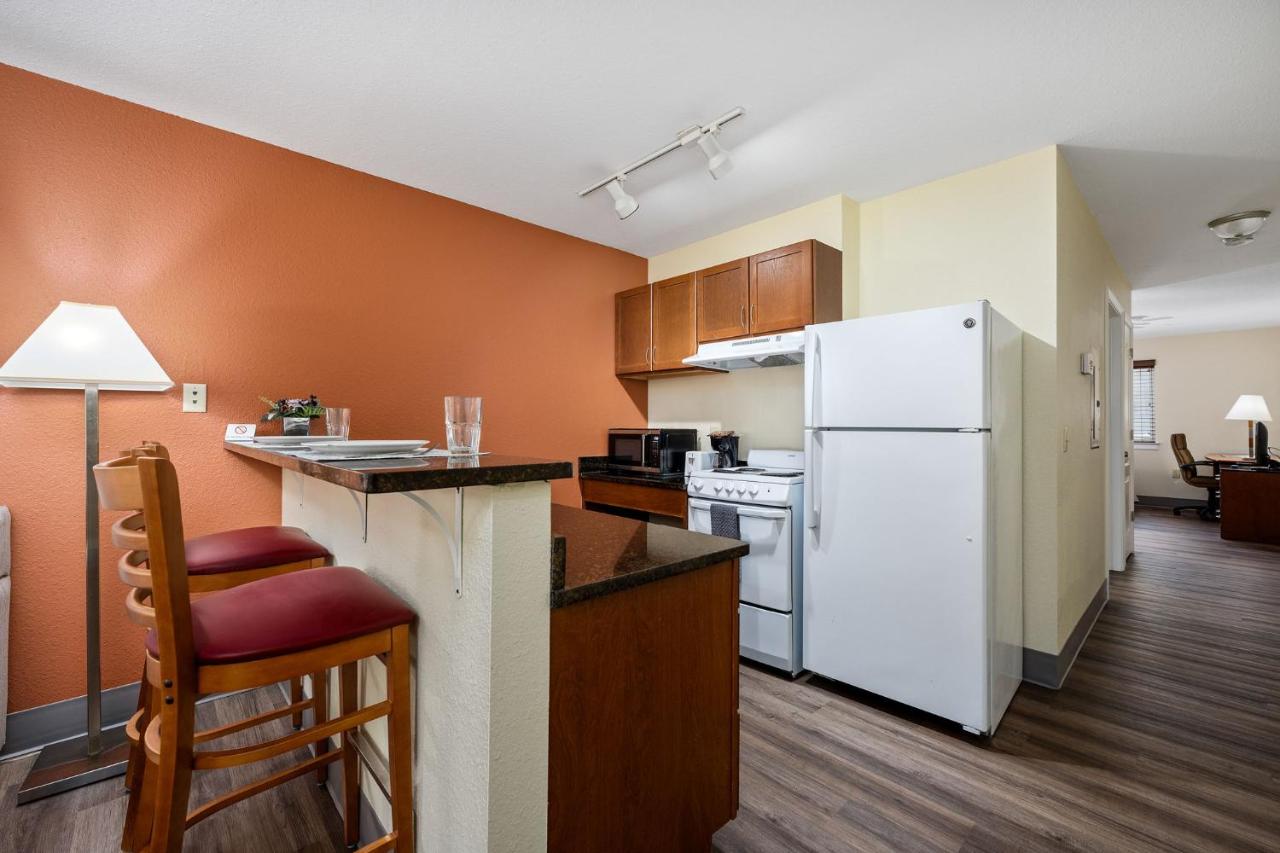 King Suite at Affordable Suites of America Quantico