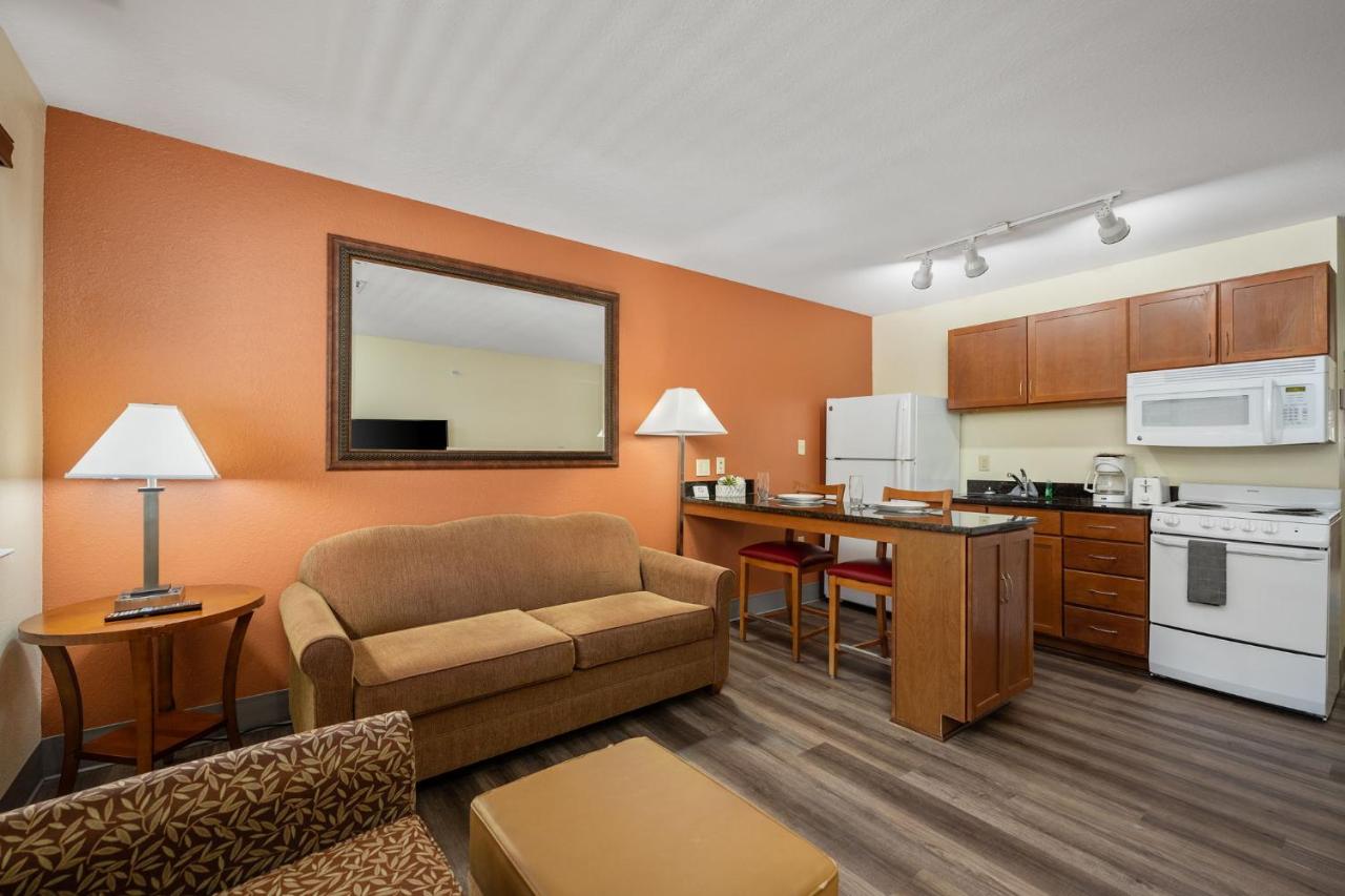 King Suite at Affordable Suites of America Quantico