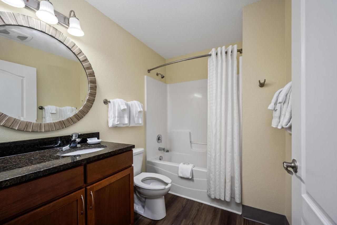 King Suite at Affordable Suites of America Quantico
