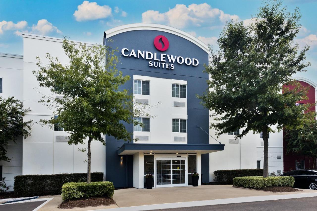 | Candlewood Suites Eastchase Park, an IHG Hotel