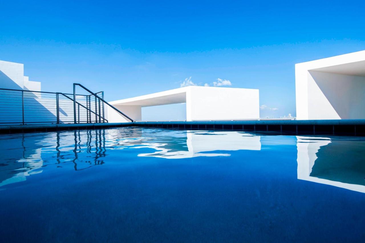 Amplified Penthouse, 2 Bedroom Suite at Delano Miami Beach