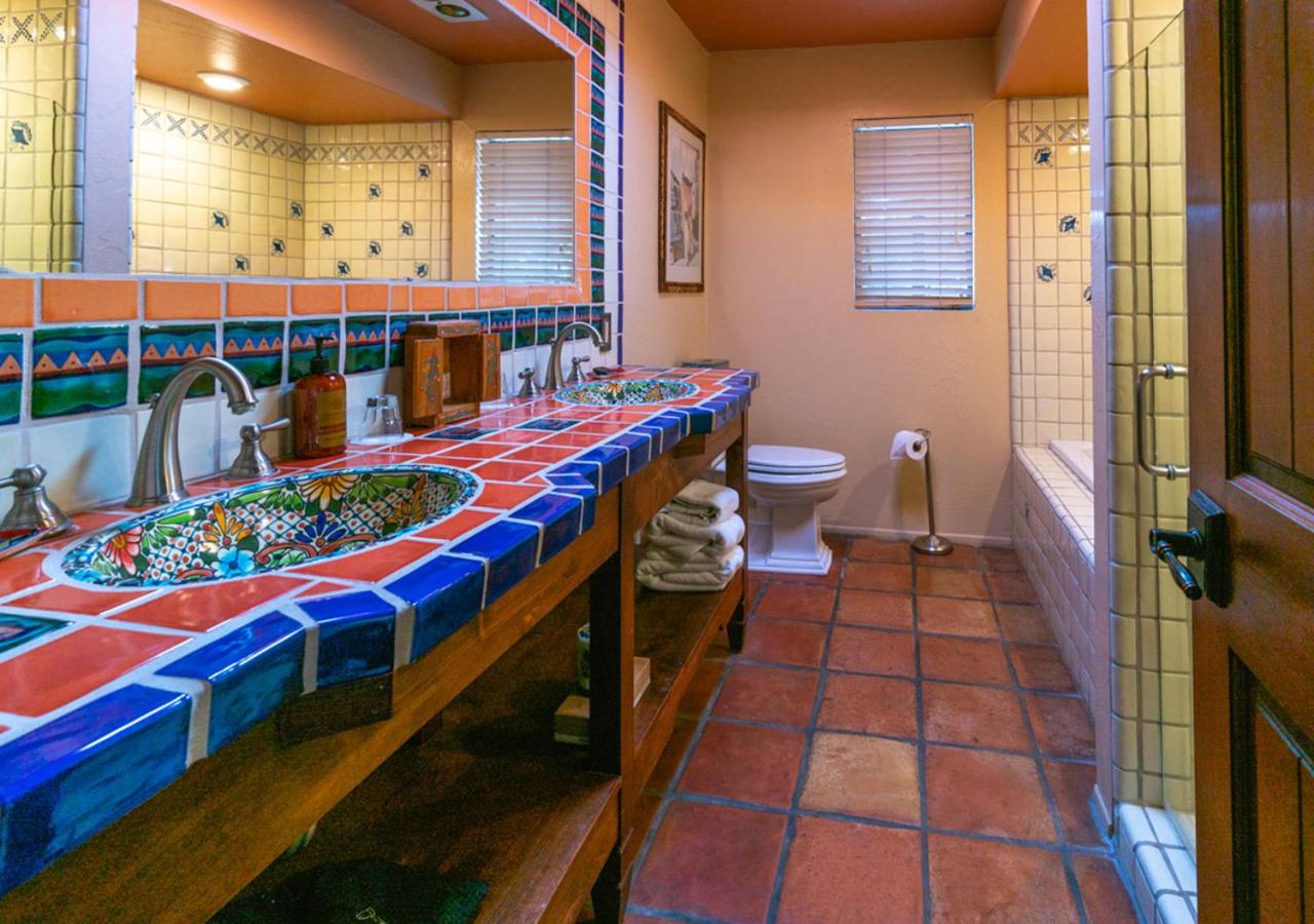 One-Bedroom Apartment at Hacienda Del Sol Guest Ranch Resort