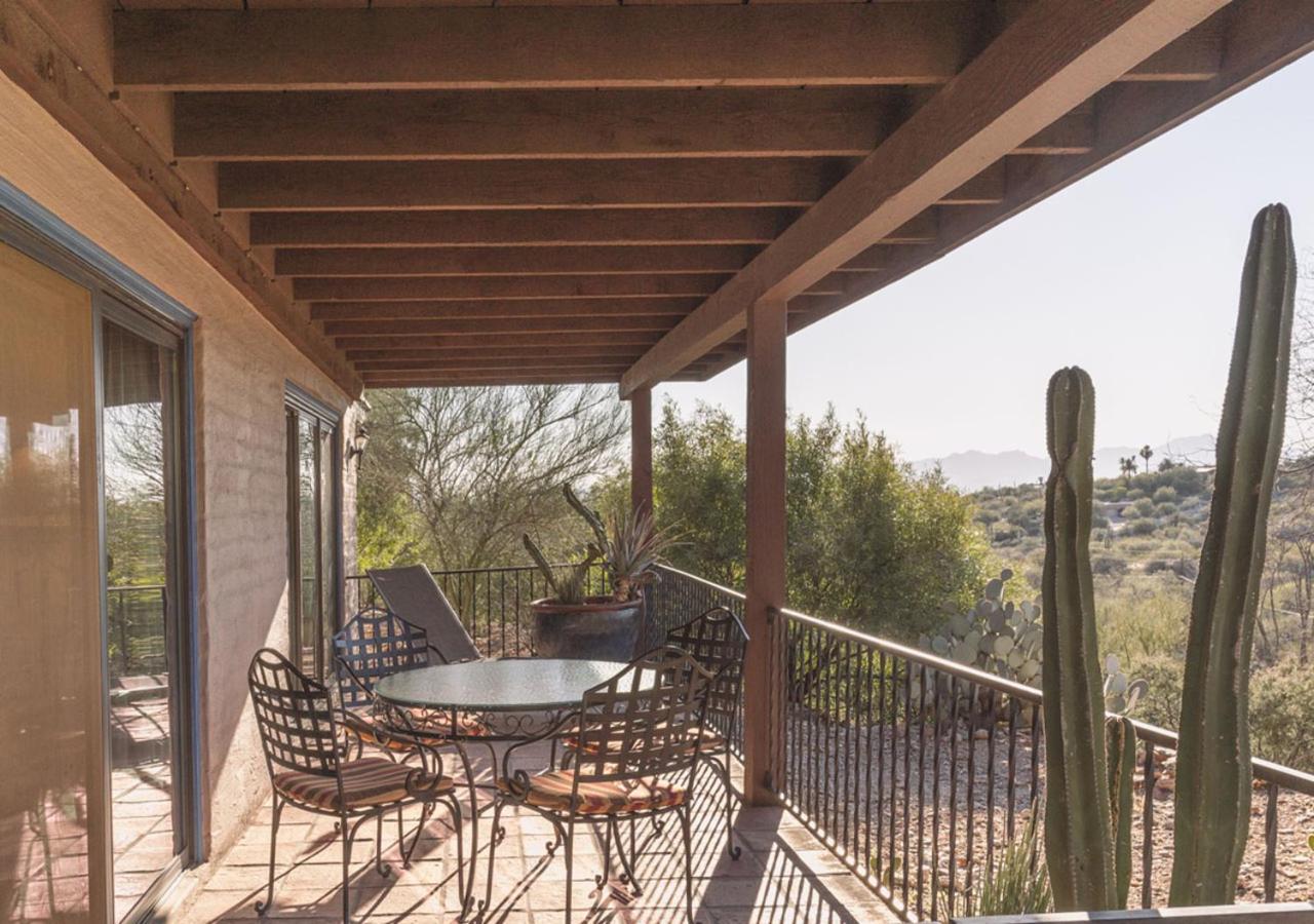 One-Bedroom Apartment at Hacienda Del Sol Guest Ranch Resort