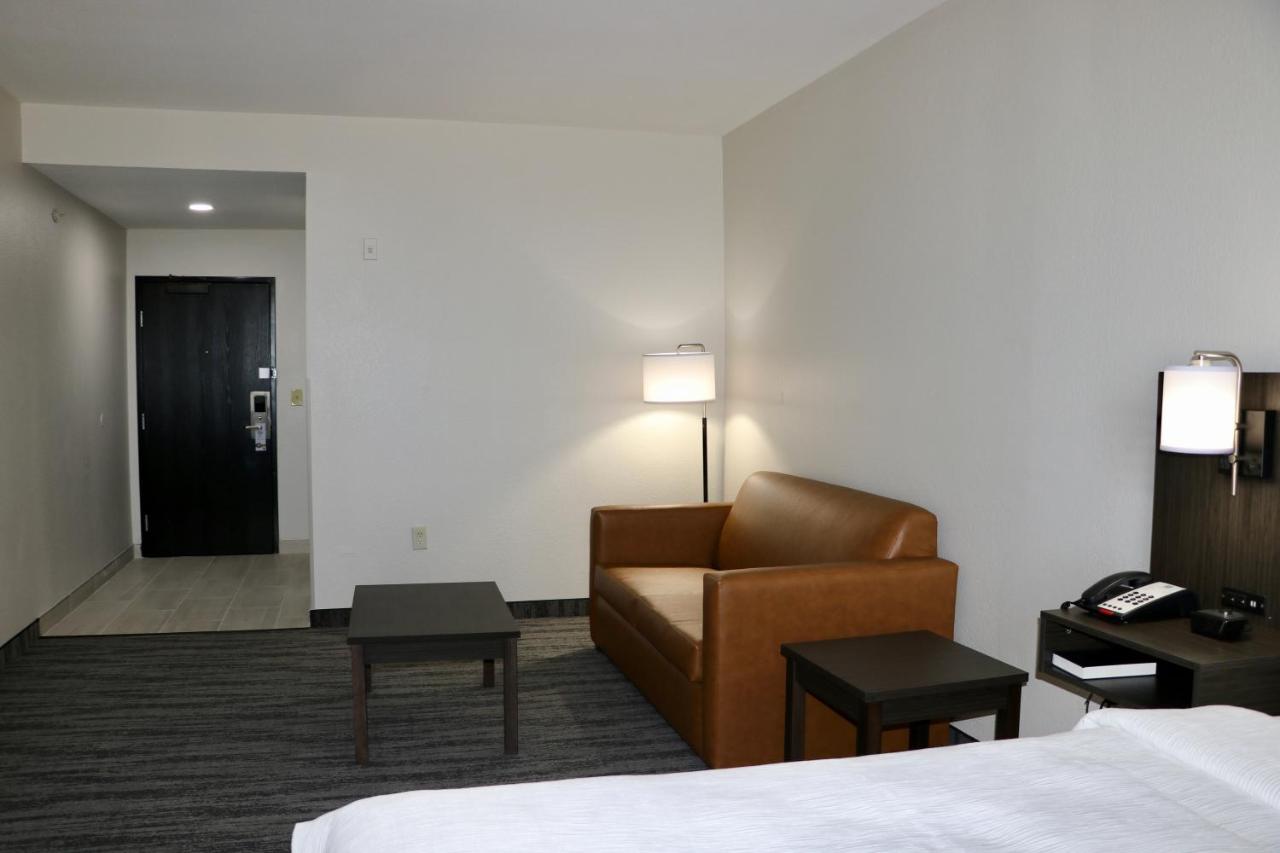 | Quality Inn and Suites