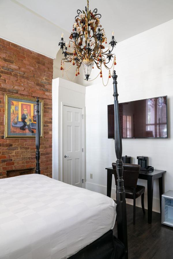  | Historic Streetcar Inn