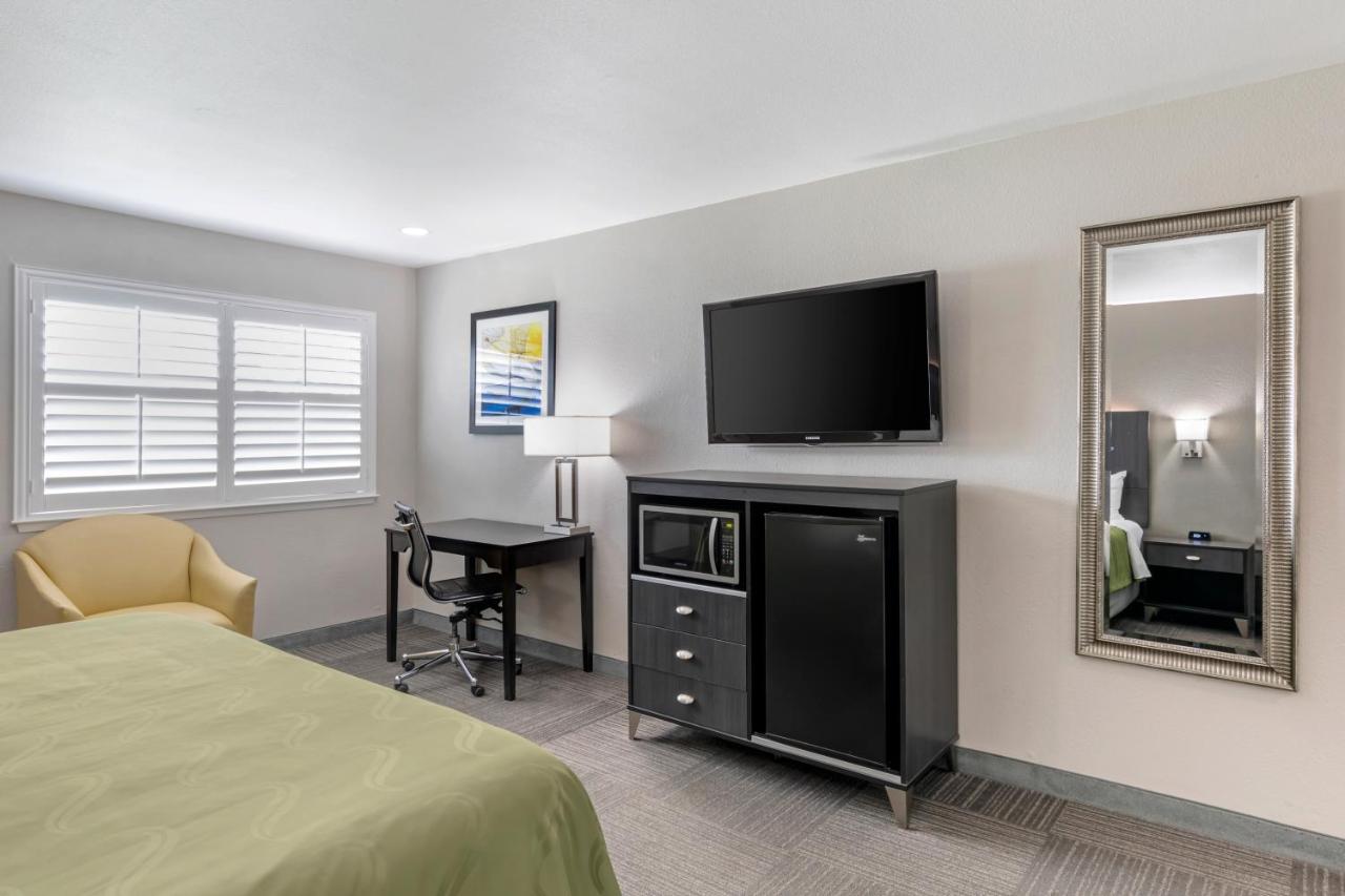 King Room - Non Smoking at Quality Inn Kettleman City near Hwy 41