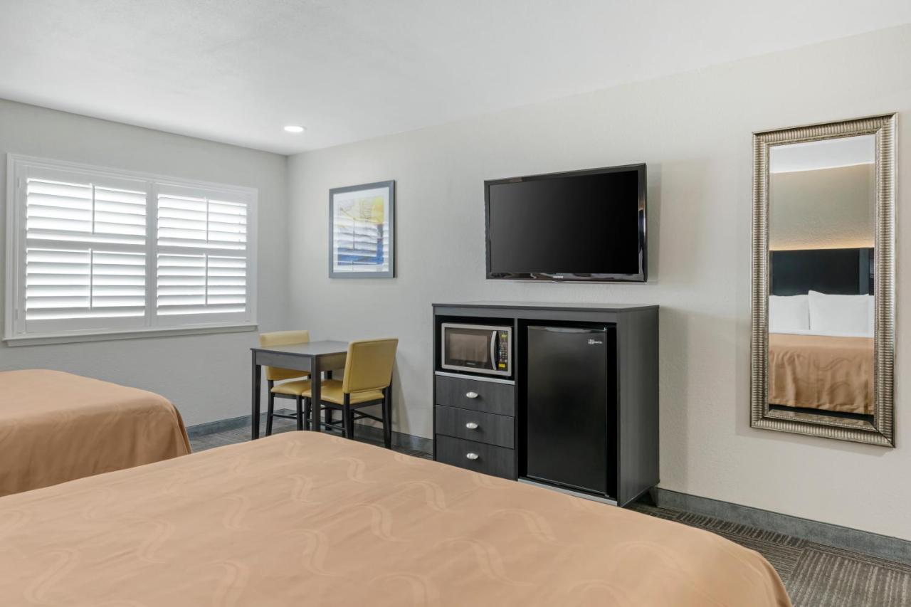 Queen Room with Two Queen Beds - Non-Smoking at Quality Inn Kettleman City near Hwy 41