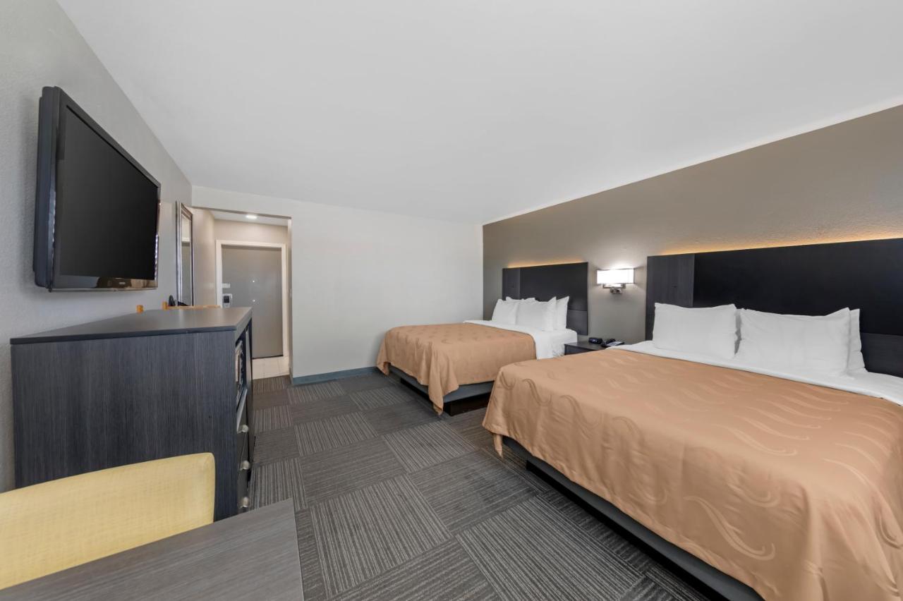 Queen Room with Two Queen Beds - Accessible/Non-Smoking at Quality Inn Kettleman City near Hwy 41